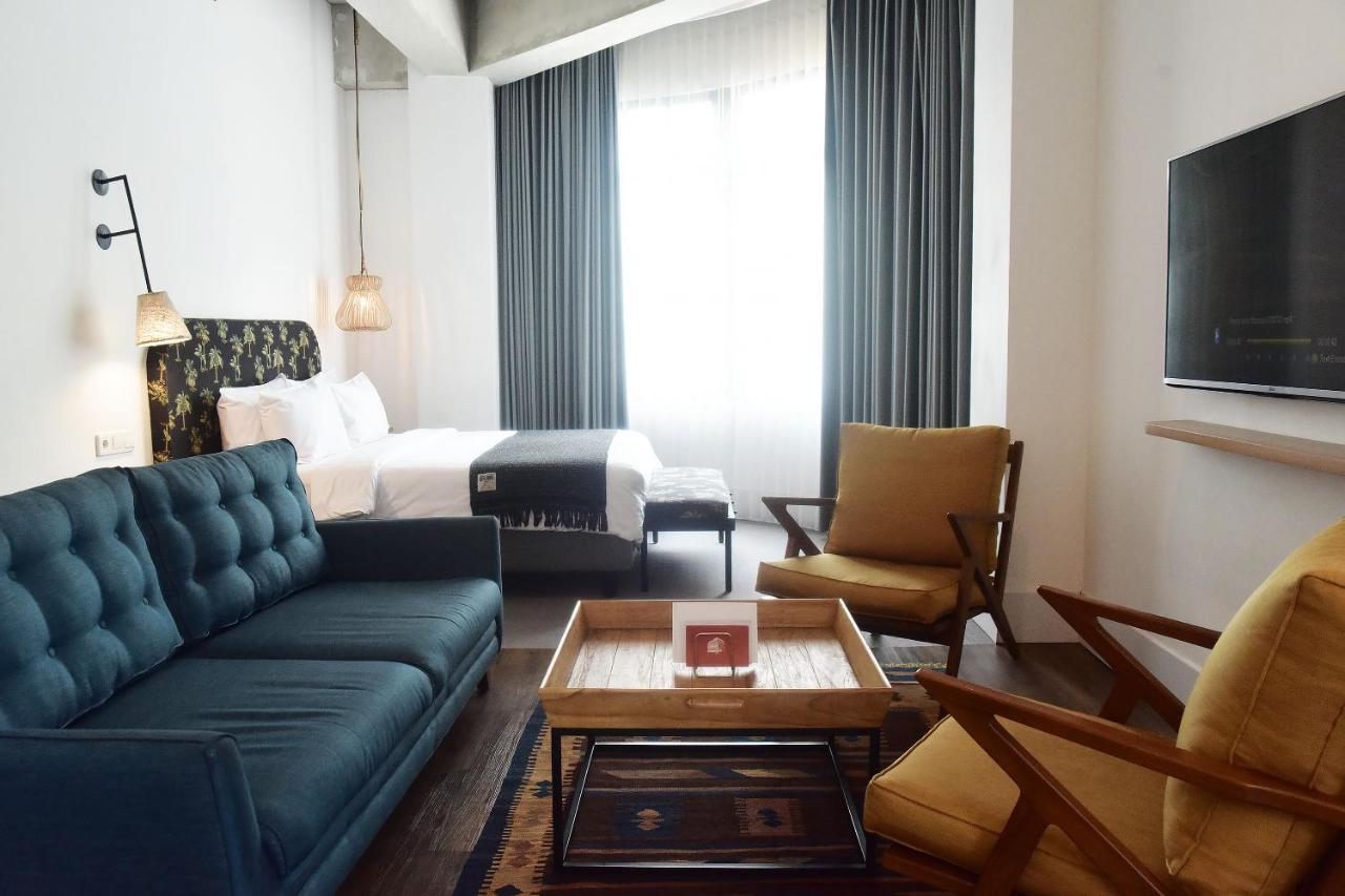 Hotel Monopoli Jakarta Buitenkant foto