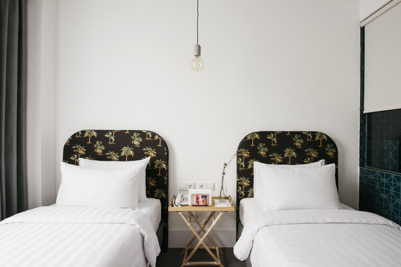 Hotel Monopoli Jakarta Buitenkant foto