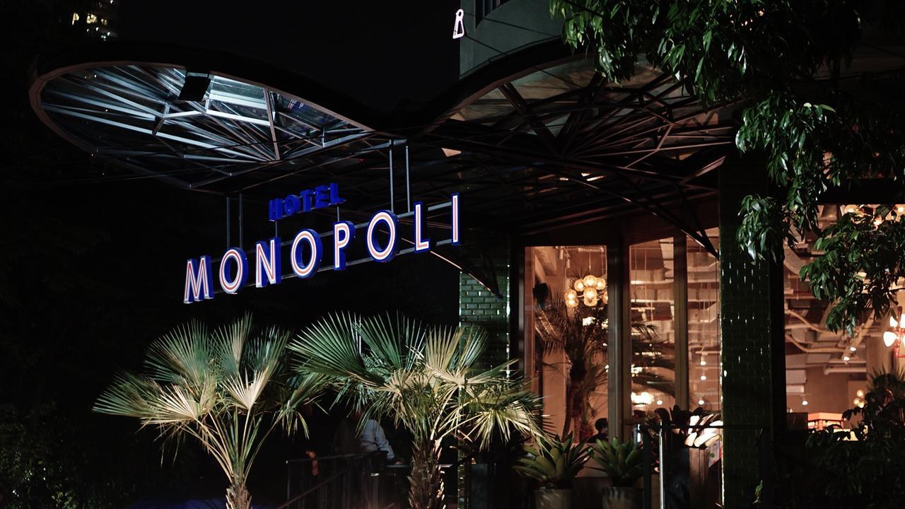 Hotel Monopoli Jakarta Buitenkant foto